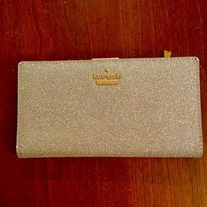 Kate Spade Wallet LIKE NEW CONDITION